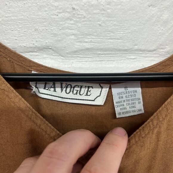 Vintage 90s La Vogue Brown Rayon Tank Top S Minimalist Quiet Luxury Hong Kong - Picture 2 of 5